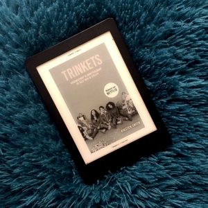 Trinkets, Kirsten Smith
