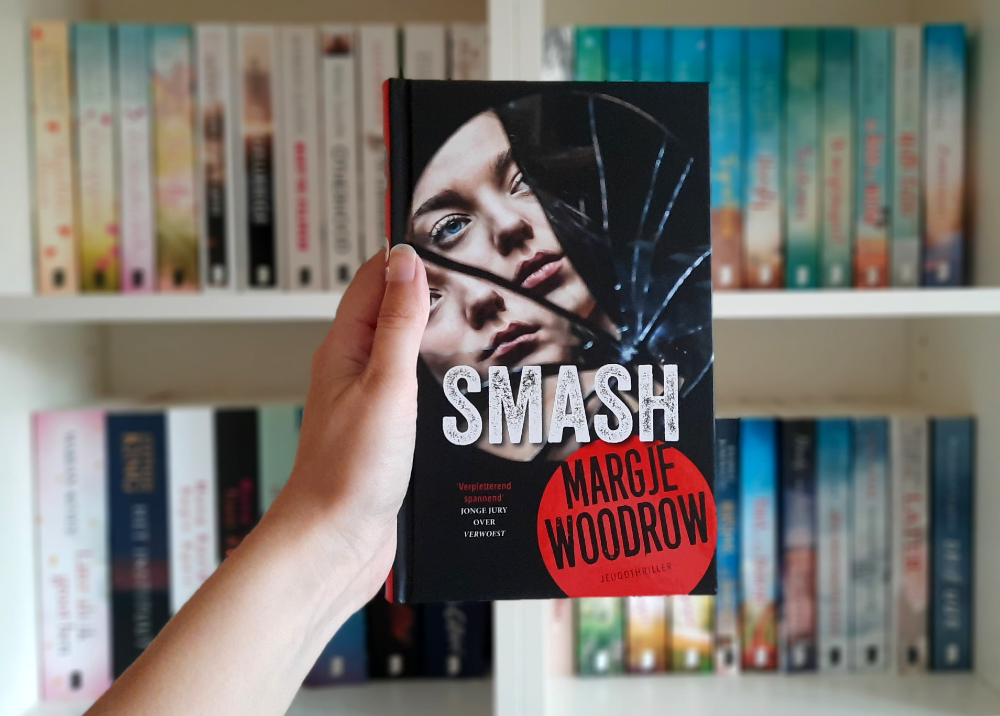 Smash - Margje Woodrow