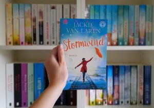 Stormwind - Jackie van Laren