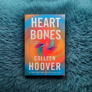 Heart Bones - Colleen Hoover