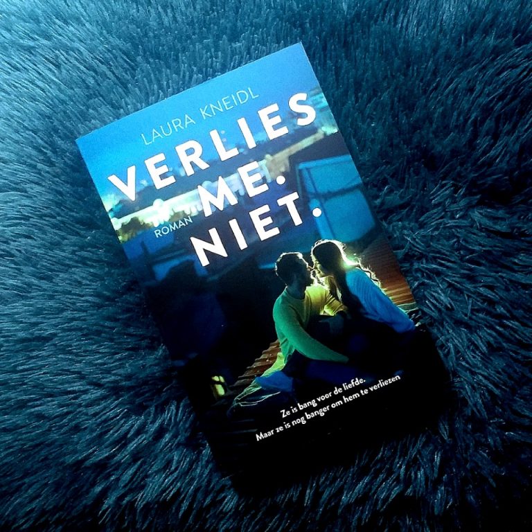 Blogtour: Verlies me. Niet. – Laura Kneidl