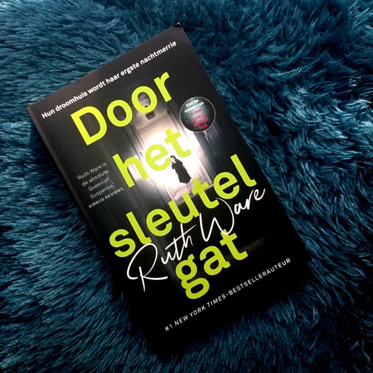 Door het sleutelgat – Ruth Ware