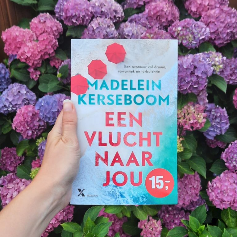 Een vlucht naar jou (Vlucht #1) – Madelein Kerseboom